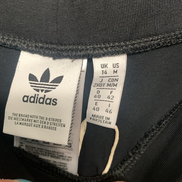 Adidas 3 Stripe Tight Size Medium - Picture 4 of 4